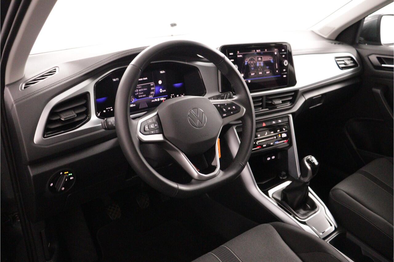 Volkswagen T-Roc 1.0 TSI Edition - FABRIEKSGARANTIE TOT 2027 | Navi | Apple Car Play | LED | PDC - RIJKLAAR