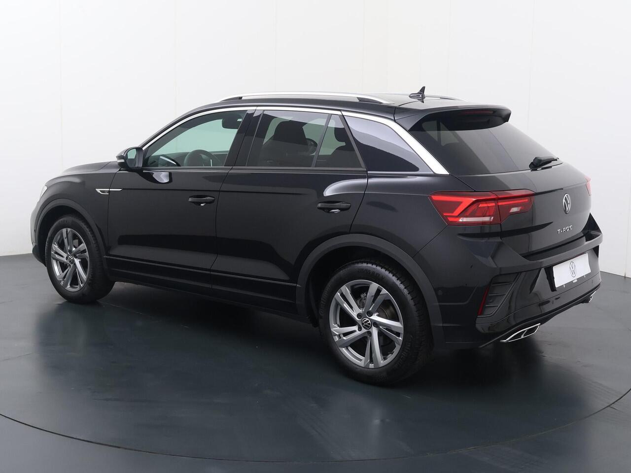 Volkswagen T-Roc 1.5 TSI R-Line | 150 PK | Automaat | Trekhaak | R-Line | Apple Carplay/Android Auto |