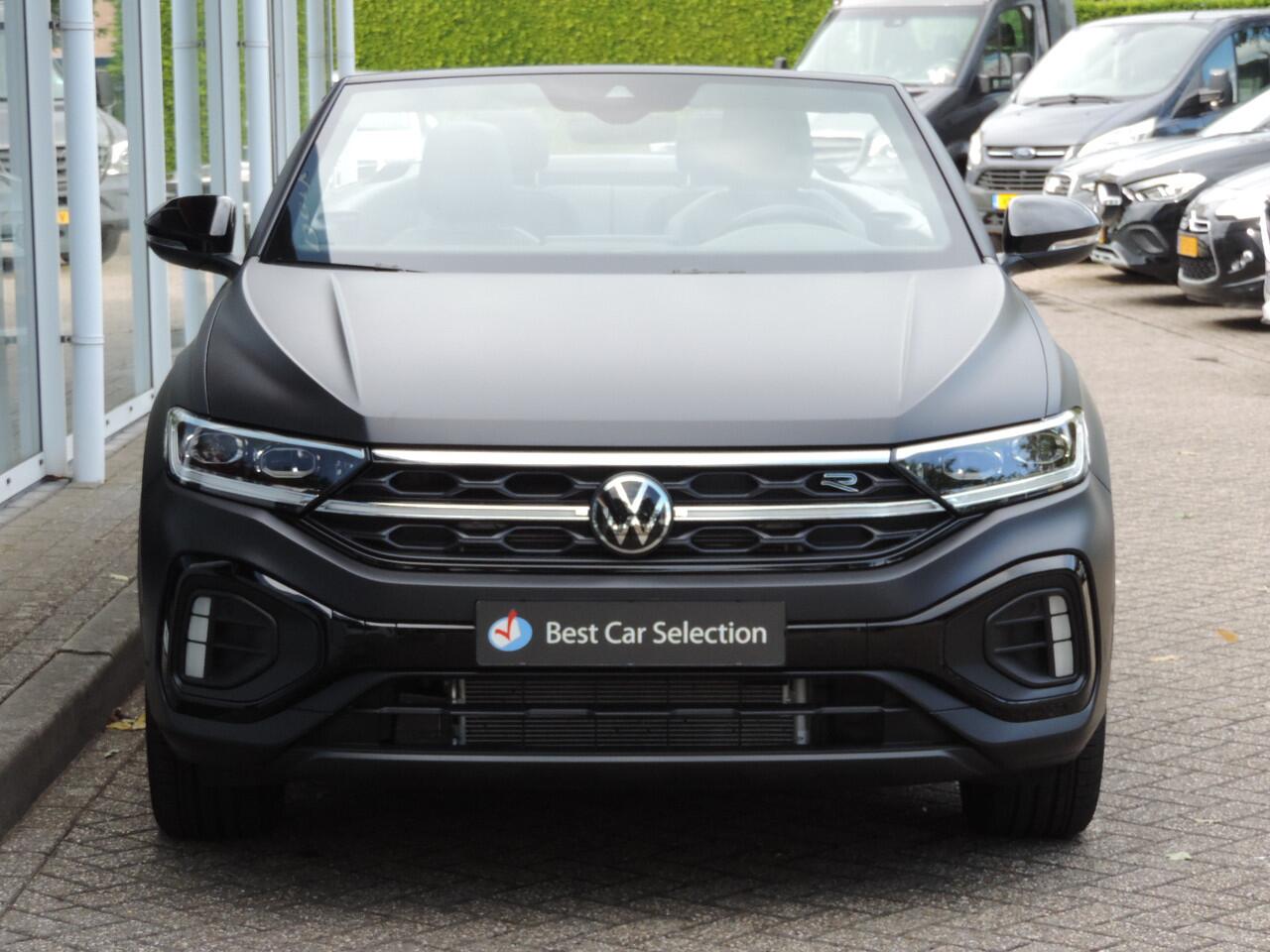 Volkswagen T-Roc Cabrio 1.5 TSI R-Line Edition Black - Leer | ACC | Nav | Stuur/stoelverw. | Camera | CarPlay | Afn. trekh.