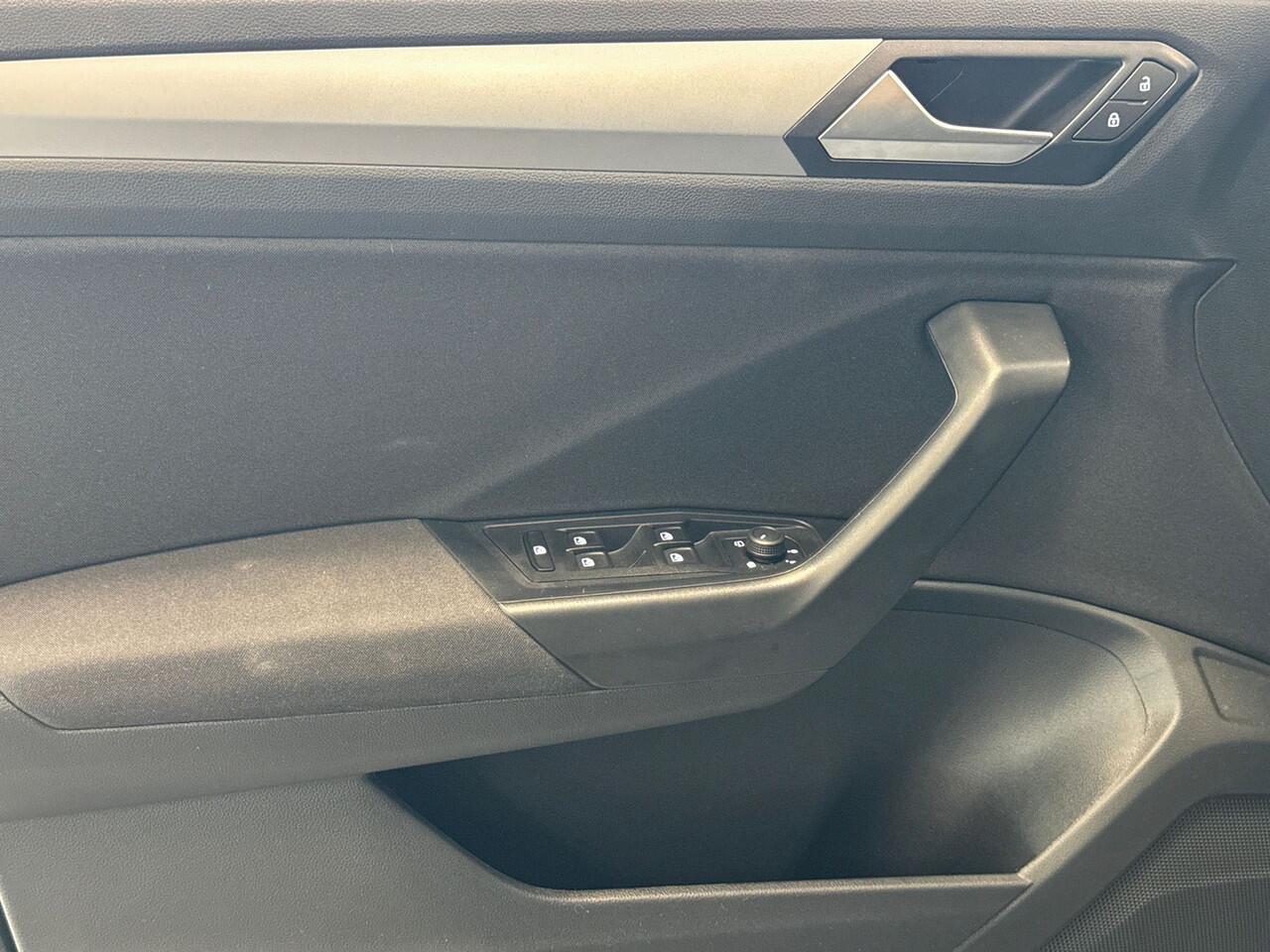 Volkswagen T-Roc 1.0 TSI Life Edition 115PK | Keyless | Led | achteruitrijcamera