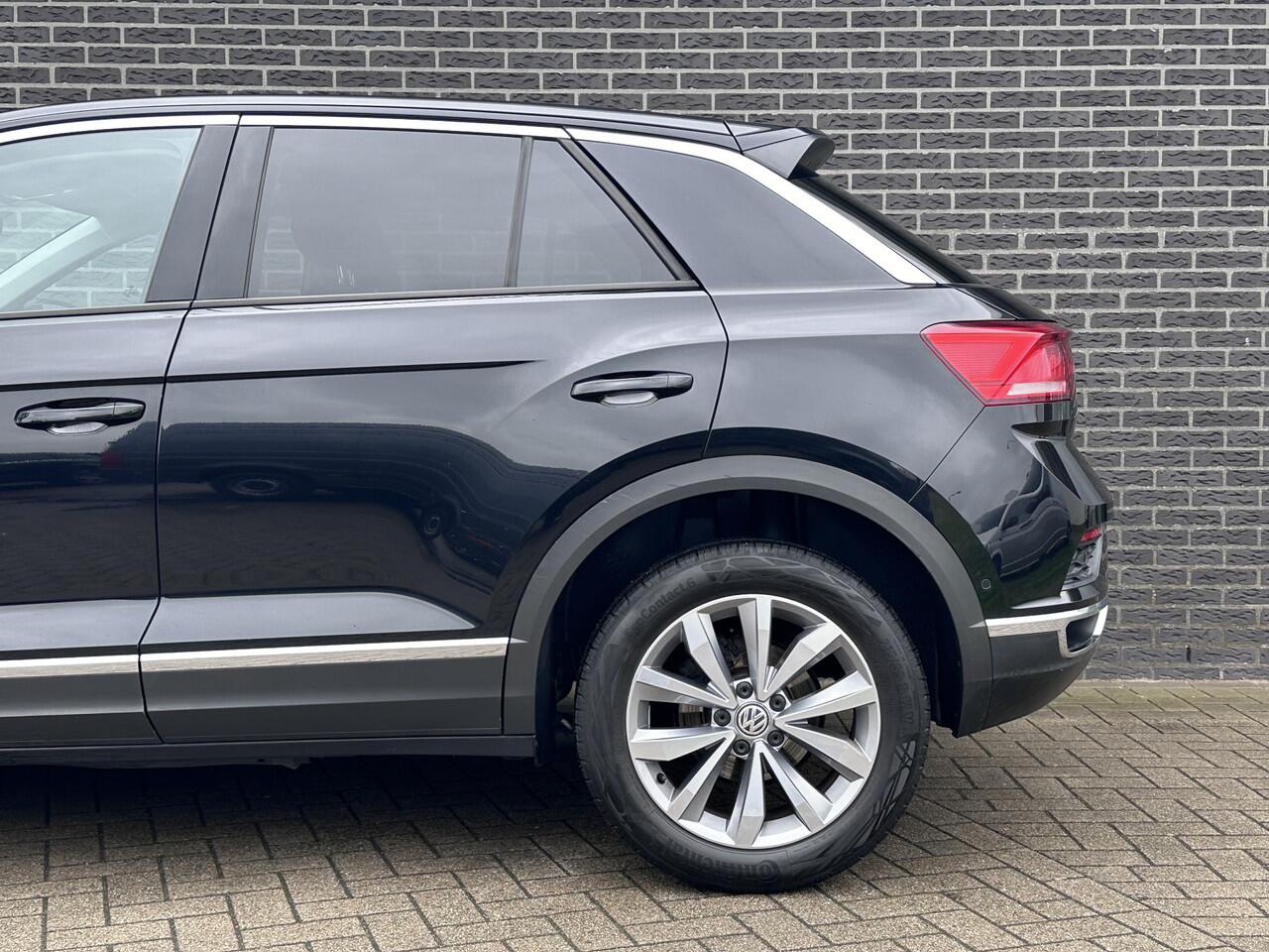 Volkswagen T-Roc 1.0 TSI Sport | Navigatie | Park Pilot | Apple CarPlay/Android Auto