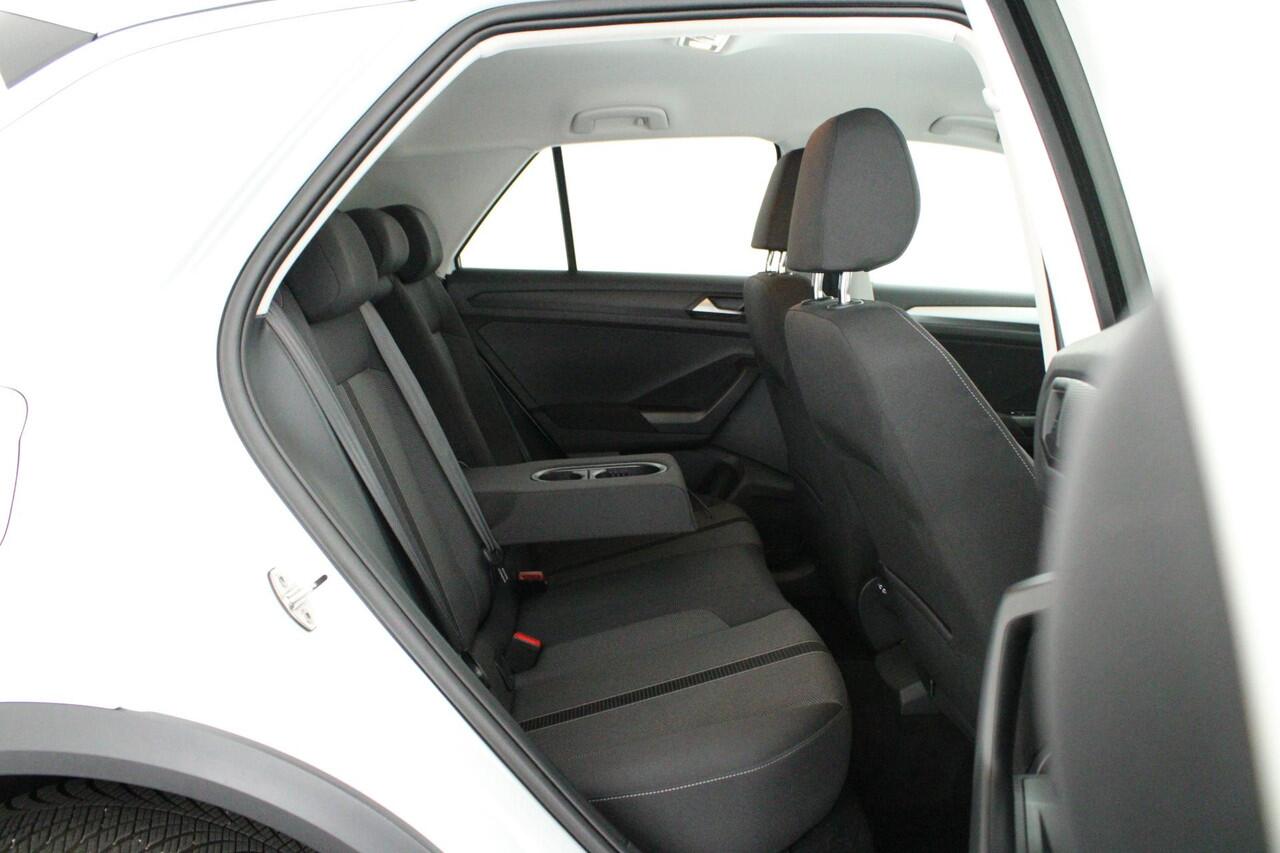 Volkswagen T-Roc 1.5 TSI 150pk DSG Life Edition Keyless Camera Stoelverwarming Navigatie