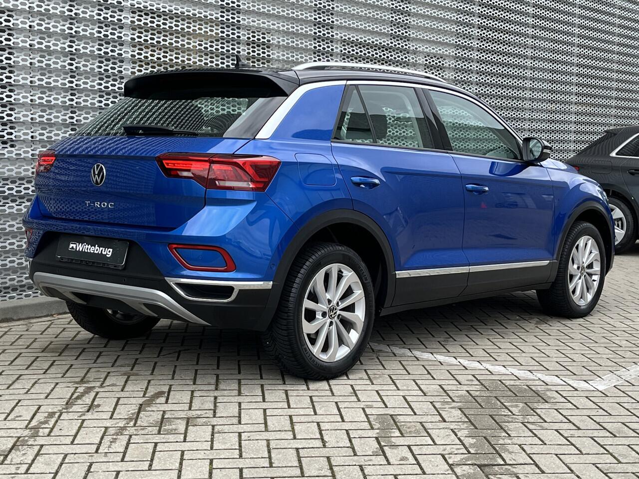 Volkswagen T-Roc 1.0 TSI 110PK Style / Digitale Cockpit Pro / Led Plus / Stoelverwarming / Parkeersensoren V+A / Draadloze App-Connect **