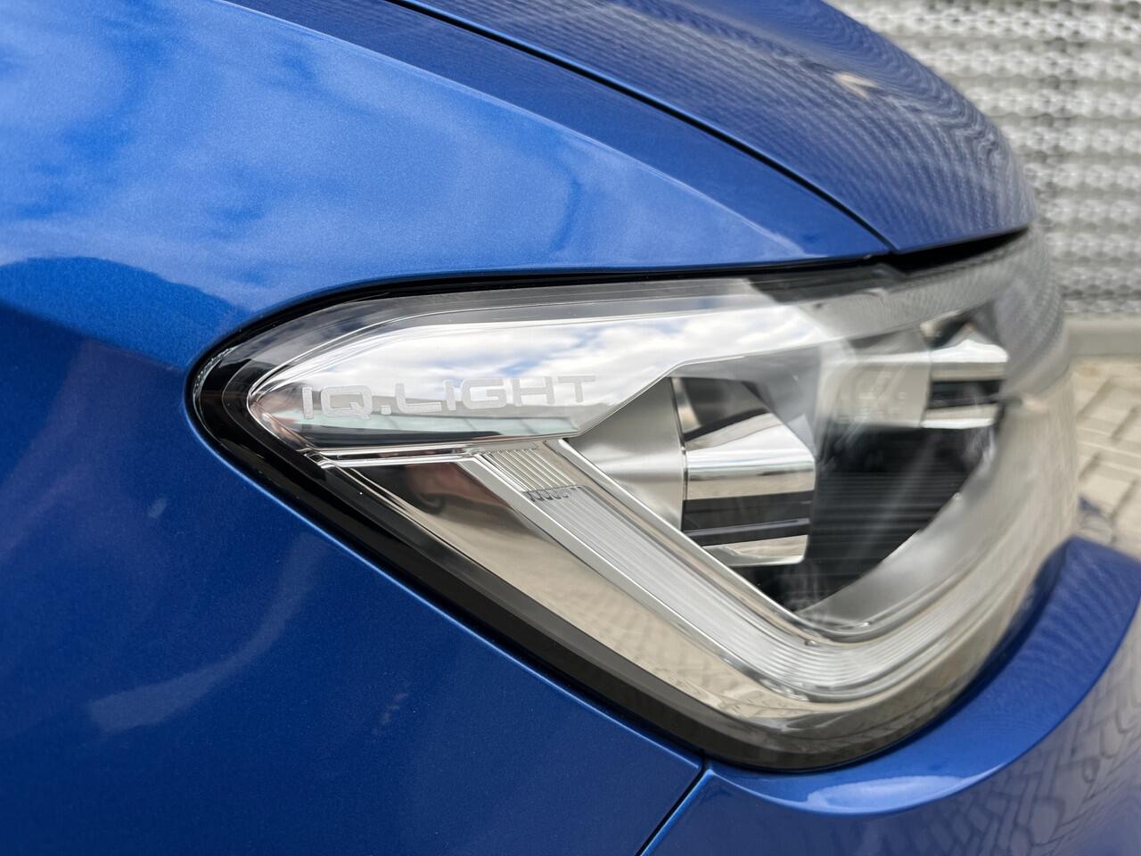 Volkswagen T-Roc 1.0 TSI 110PK Style / Digitale Cockpit Pro / Led Plus / Stoelverwarming / Parkeersensoren V+A / Draadloze App-Connect **