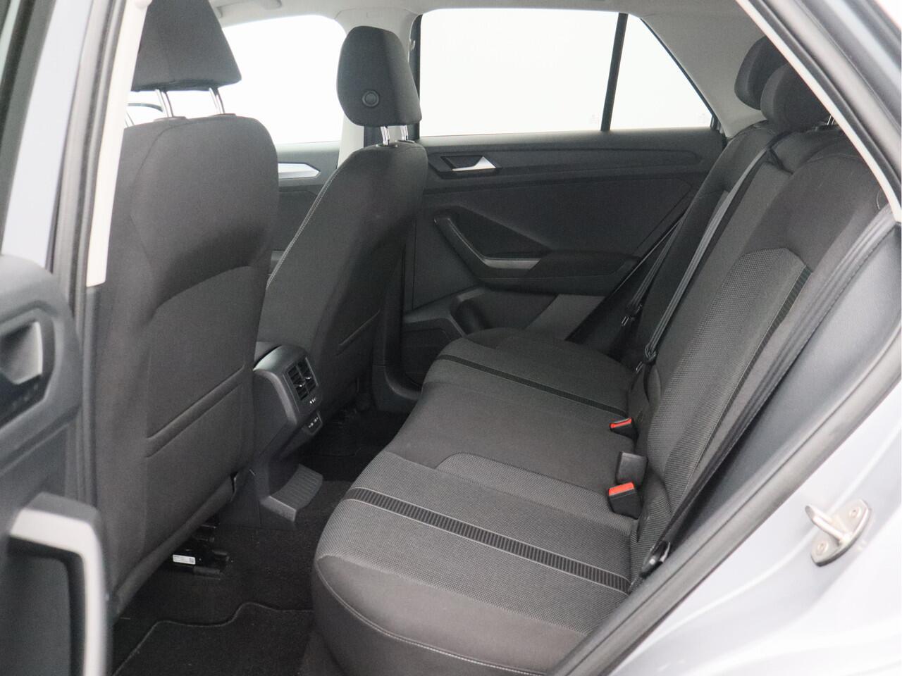 Volkswagen T-Roc 1.0 TSI Life Business/ trekhaak/ zeer mooi!