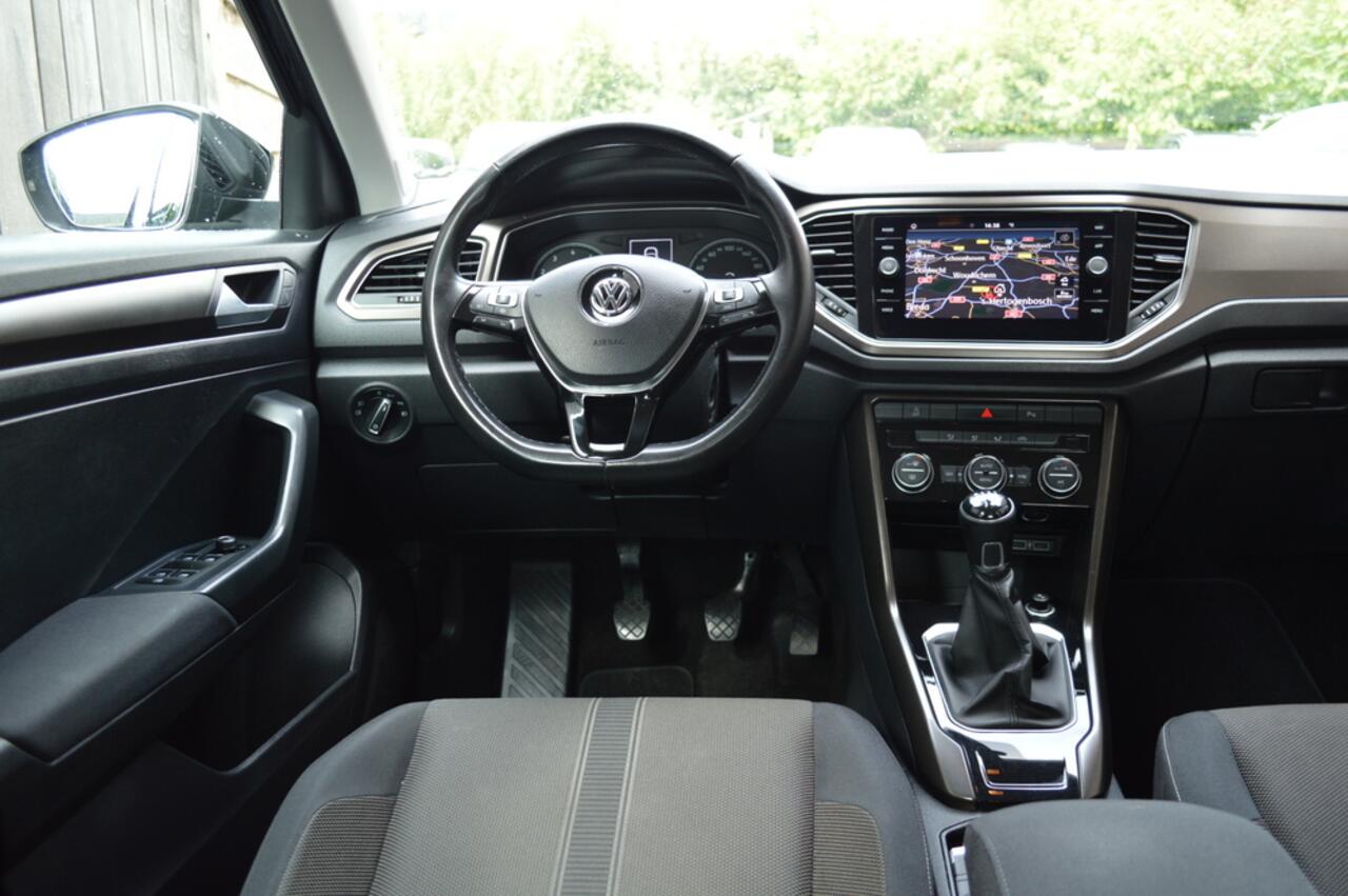 Volkswagen T-Roc 1.0 TSI Style Navi Acc CarPlay Pdc