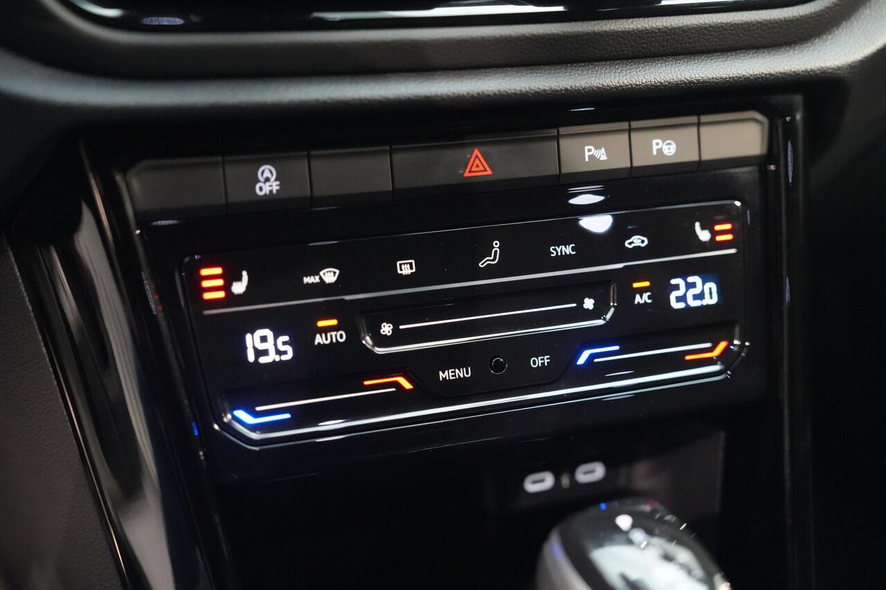 Volkswagen T-Roc 1.5 TSI R-Line Back Edition 150 PK | PANO | CAMERA | APP CONNECT | ADAP.CRUISE |