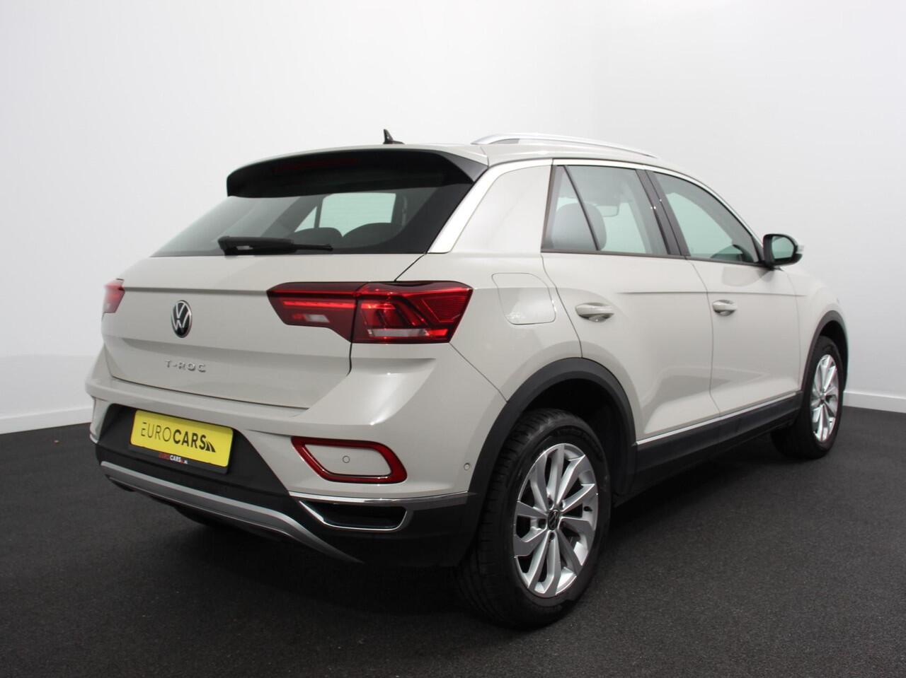 Volkswagen T-Roc 1.5 TSI 150pk DSG Style Edition | Navigatie | Apple Carplay/Android Auto | Camera | Parkeersensoren | Adaptive Cruise Control | Dodehoek Assistent | Elektrische achterklep | Stoel- en stuurverwarming | Full Led | Climate Control | Lichtmetalen velgen