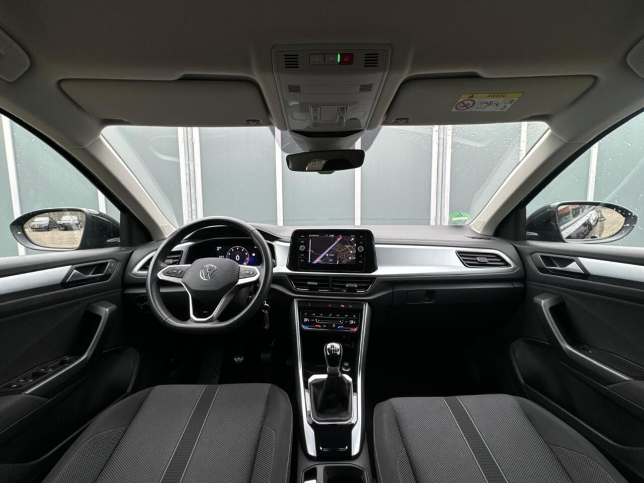 Volkswagen T-Roc 1.0 TSI 110pk Life Business | ACC | Navi | Climate