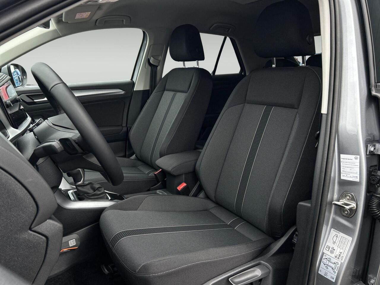 Volkswagen T-Roc 1.5 TSI Life Edition 150 PK DSG | Achteruitrijcamera | Virtual cockpit | Climatronic |