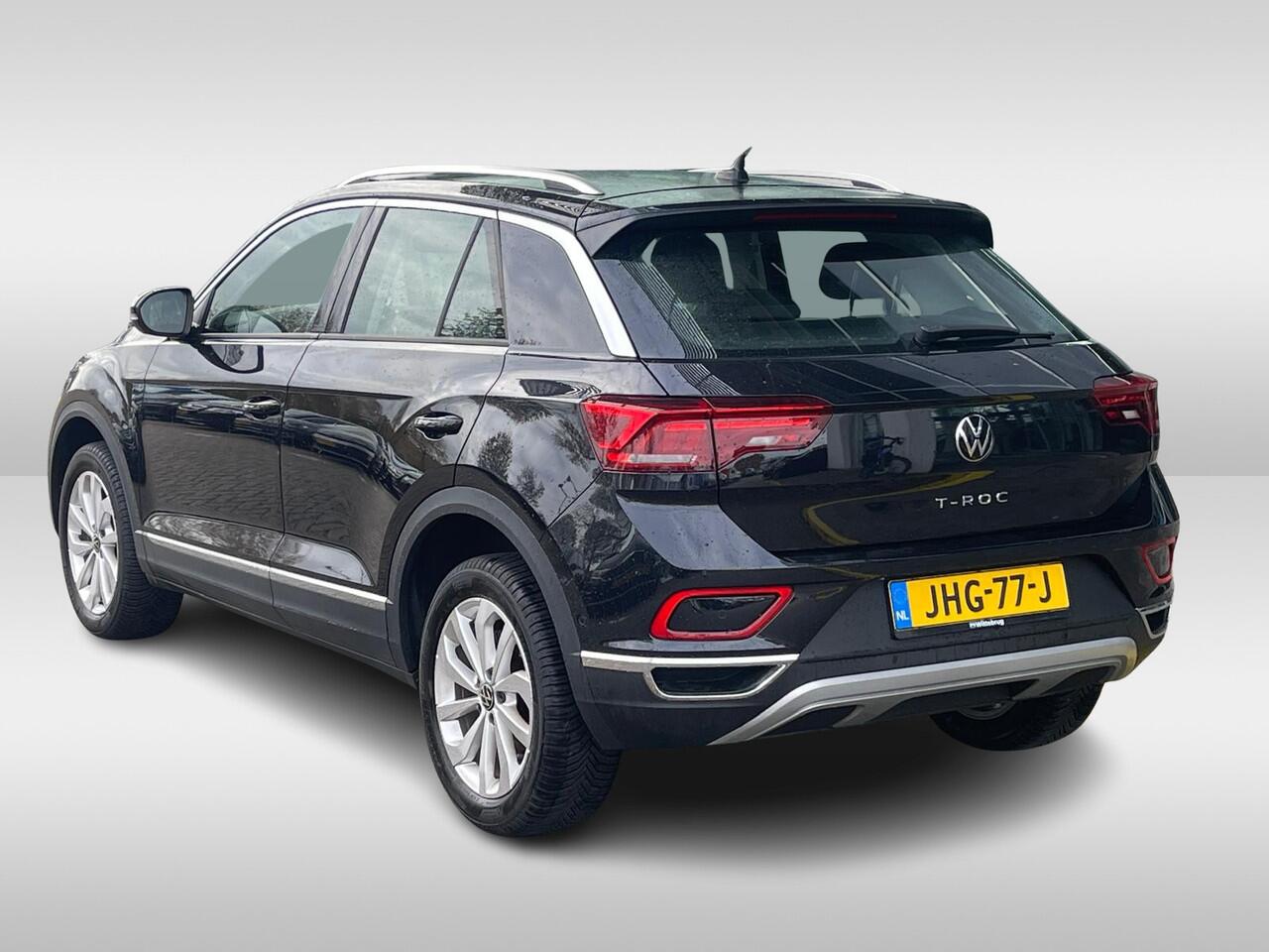 Volkswagen T-Roc 1.5 TSI 150PK DSG Style / Digital Cockpit Pro / Park Assist / App-Connect / 17'' LMV / VW