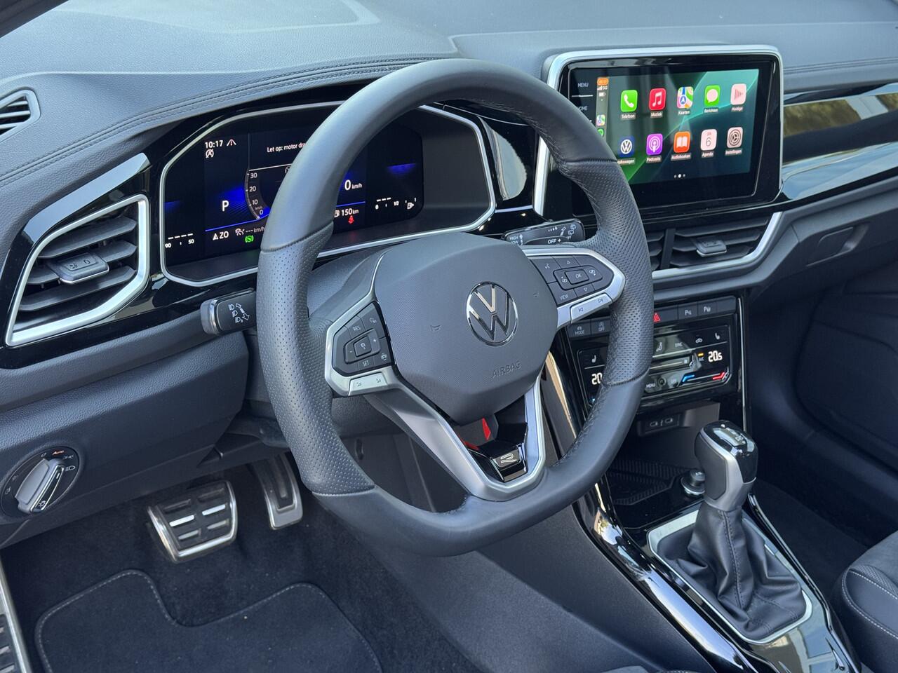 Volkswagen T-Roc 1.5 TSI R-Line | Trekhaak | Pano | Camera