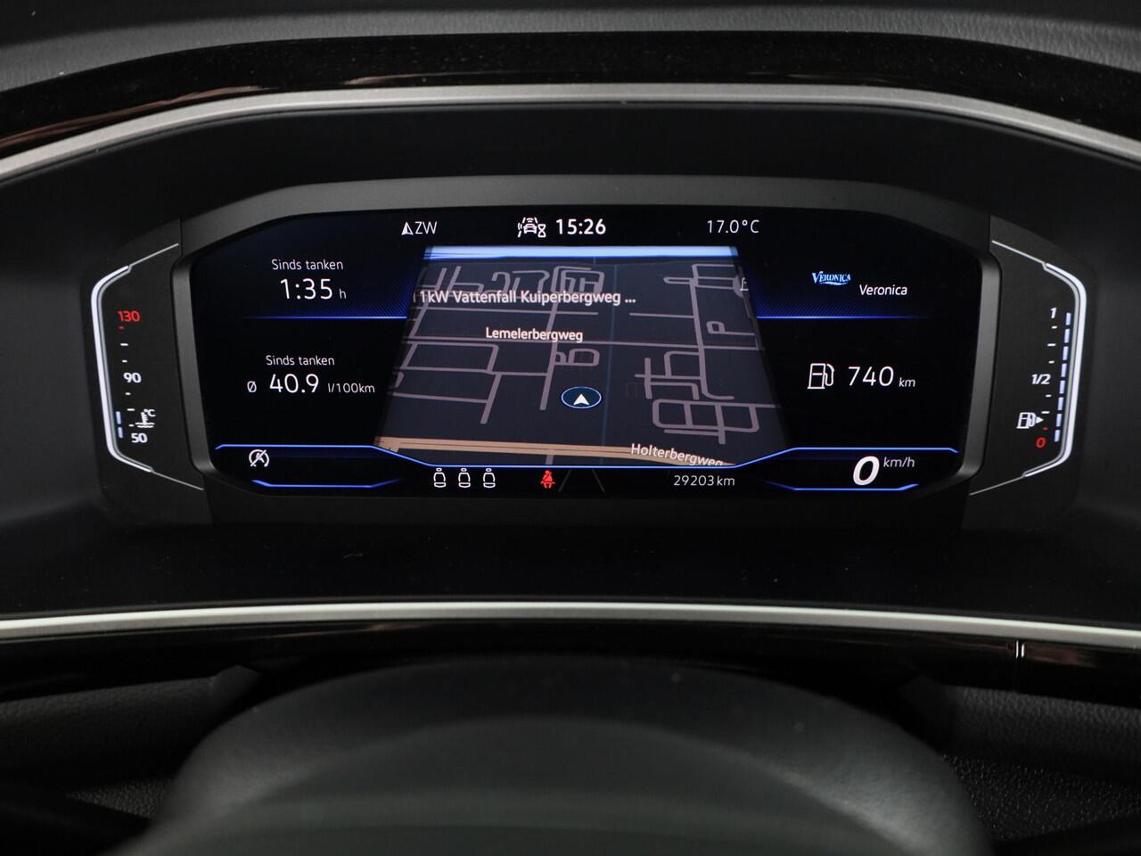 Volkswagen T-Roc 1.0 TSI R-Line Business 110 PK | Private lease vanaf ¤ 499,- pm | Verlengde garantie | Navigatie | Keyless entry | Privacy glas |