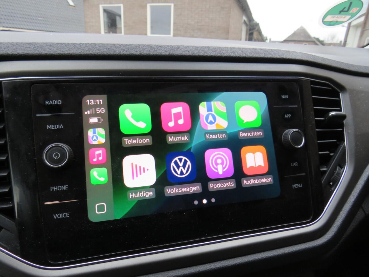 Volkswagen T-Roc 1.0 TSI 110Pk Style * Rijklaarprijs incl. garantie * Navi * Carplay Android * Adaptieve Cruise * Parkeersensoren V+A *