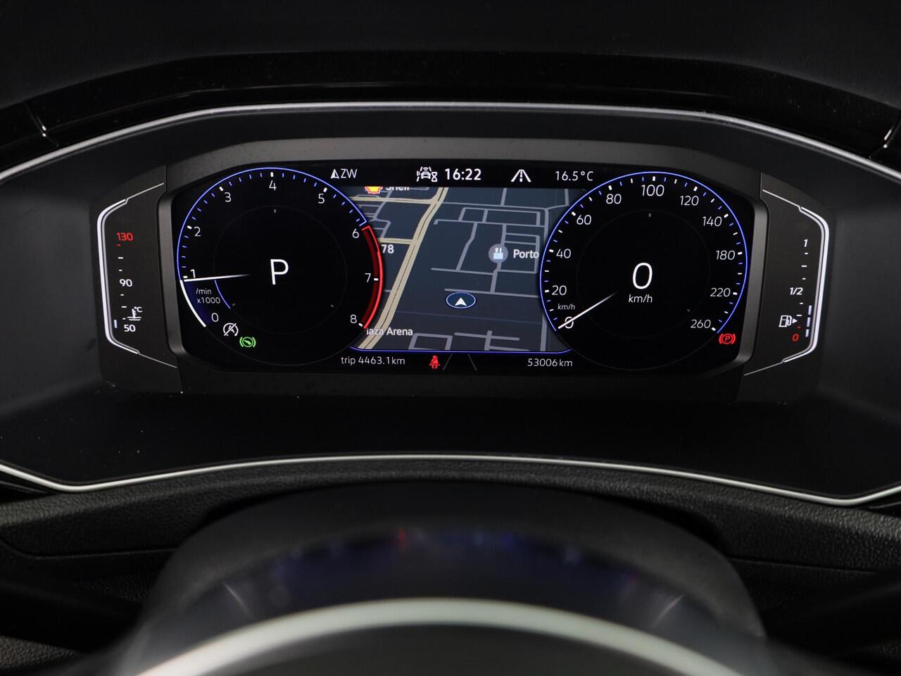 Volkswagen T-Roc 1.5 TSI Sport 150 PK | Automaat (DSG) | Black style | Camera | Digitaal dashboard | 18 Inch