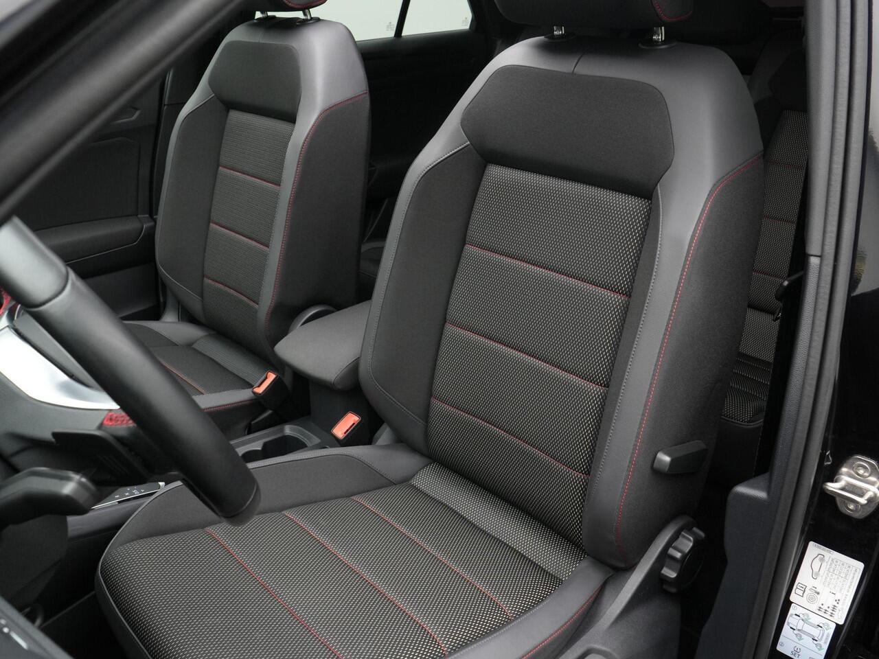 Volkswagen T-Roc 1.5 TSI 150 pk DSG Sport Business R | Panoramadak | Achteruitrijcamera | Adaptive Cruise | LED koplampen | Keyless | 20 inch