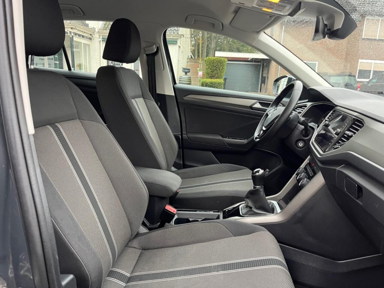 Volkswagen T-Roc 1.0 TSI STYLE / NAVI / CARPLAY / ADAP. CRUISE / PDC / DAB / 16'' LMV