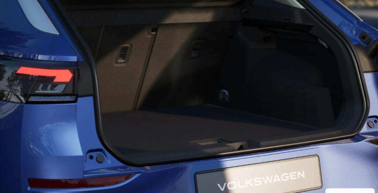 Volkswagen T-Roc 1.5 eTsi Life First Edition !!!Profiteer ook van 2.000 euro inruilpremie!!!