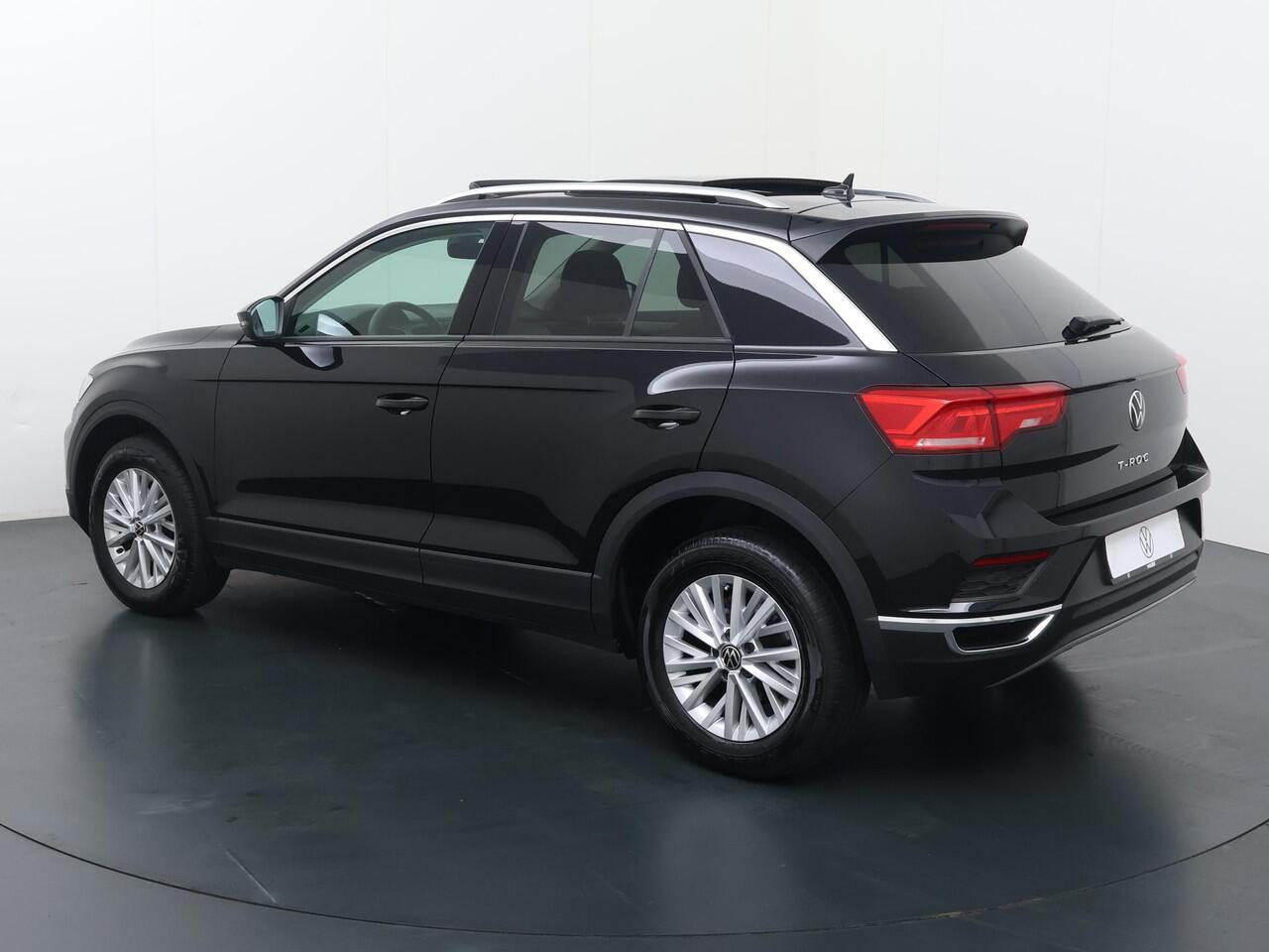 Volkswagen T-Roc 1.5 TSI Style | 150 PK | Automaat | Panoramadak | Climate control |