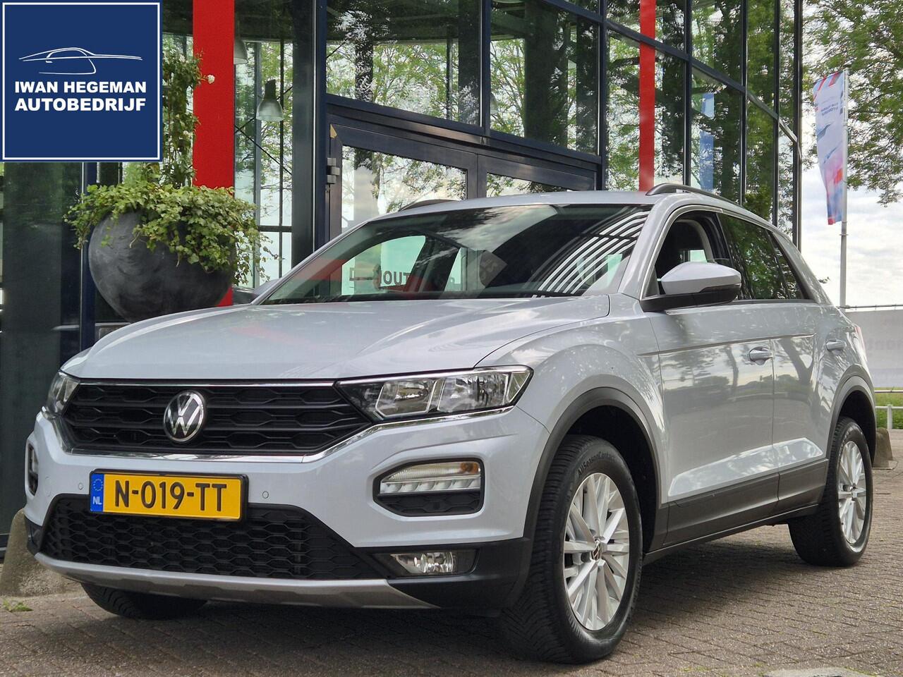 Volkswagen T-Roc 1.0 TSI Style | PDC voor en achter | Achteruitrijcamera | LM Velgen | Airco | Cruise | PDC voor en achter | Achteruitrijcamera | LM Velgen | Airco | Cruise Controle
