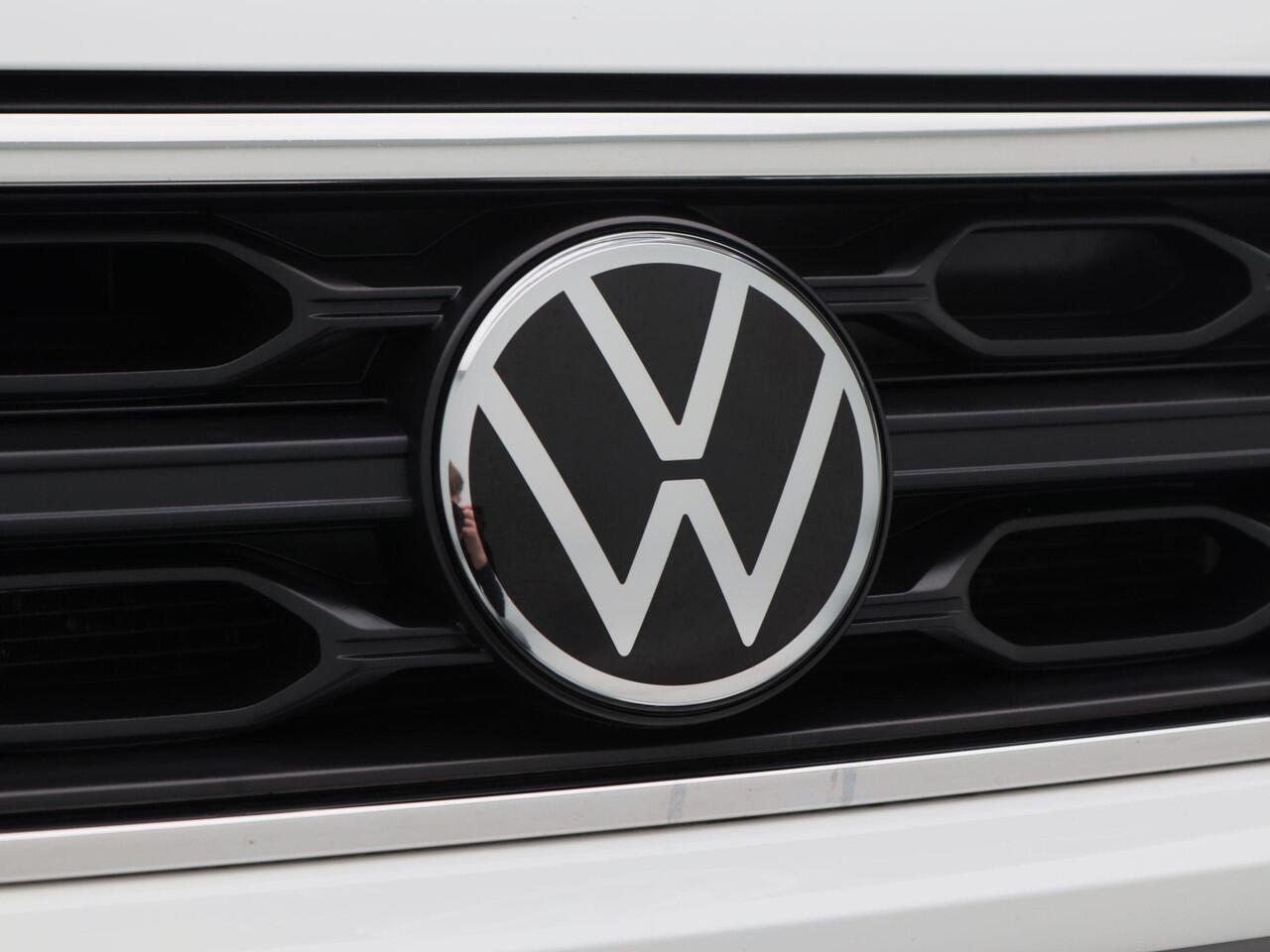 Volkswagen T-Roc 1.0 TSi 110 Pk Life Business | Carplay | Parkeersensoren | Stoel Verwarming | Leder Stuur | Climate Control | Digitaal Dashboard | LED | 16 Inch | 73.415 Km