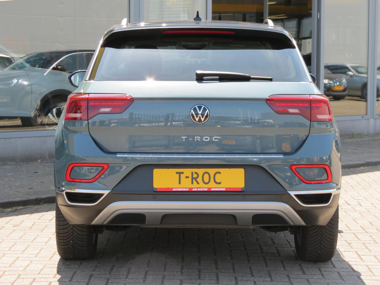 Volkswagen T-Roc 1.0 TSI Style -110pk- | Navi | Matrix LED | ErgoActive Stoel | Digitale Cockpit Pro | Rijklaarprijs incl. 1 jaar Bovag garantie