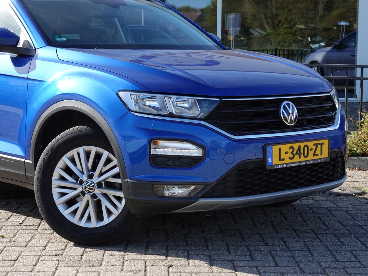 Volkswagen T-Roc 1.0 TSI 110PK Style Business TREKH. | NAVI | ADAPT. CRUISE | LMV | CAMERA