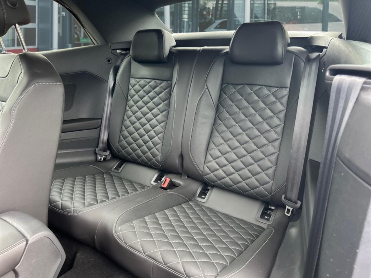 Volkswagen T-Roc 1.5 TSI DSG R-LINE LEDER/CAMERA/NAVI/CARPLAY/ACC/STOELVERW