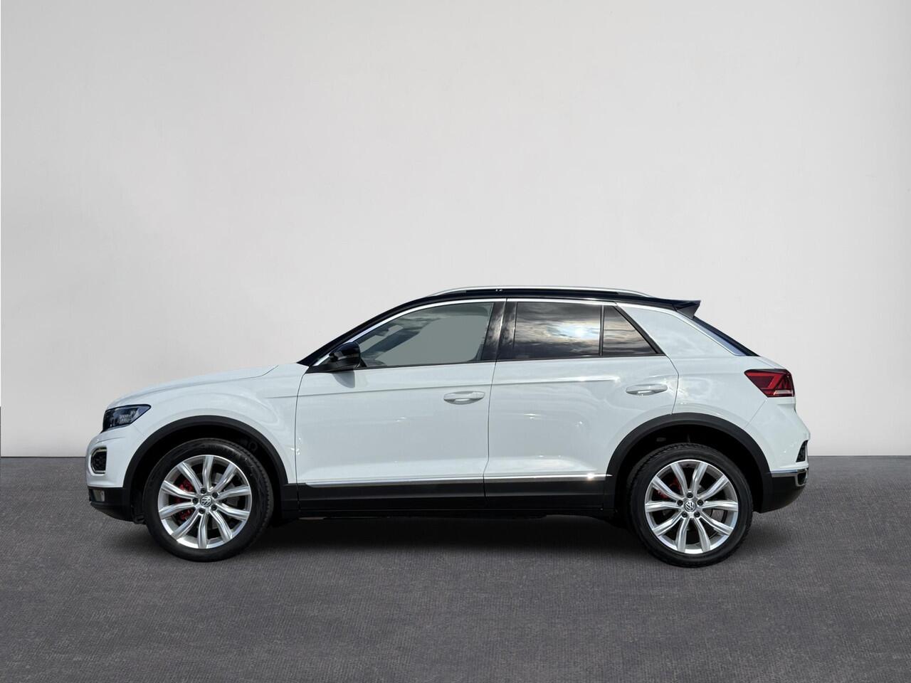Volkswagen T-Roc 1.5 TSI Sport | Airco | Carplay | Camera | Parkeersensor voor/achter | Winter-pakket | LM velgen | ( Vestiging - Nieuwegein )