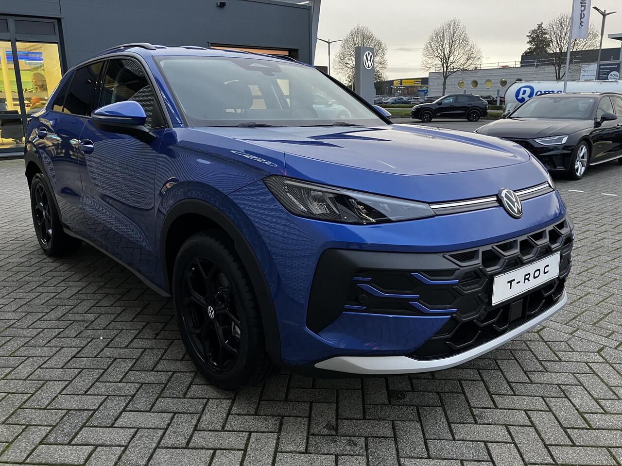 Volkswagen T-Roc Life First Edition 1.5 eTSI 85 kW / 116 PK DSG | Comfort pakket | 18 inch Huntsville Black, Dynamische naafkappen, Dorpellijst aluminium, Zonneweringset |