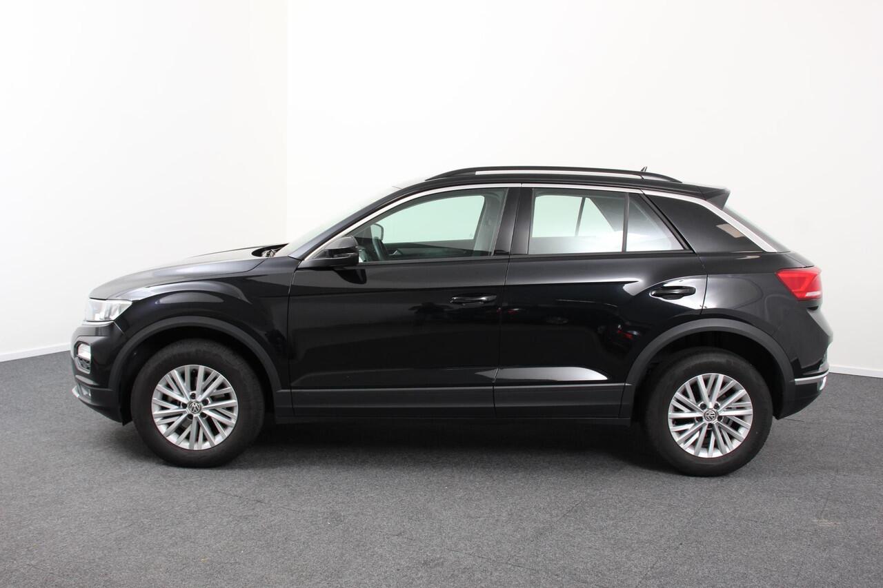 Volkswagen T-Roc 1.5 TSI DSG Style | Navigatie | Climate Control | Adatieve Cruise Control | Electrische achterklep | Stuurwielverwarming | Camera | Parkeer Sensoren