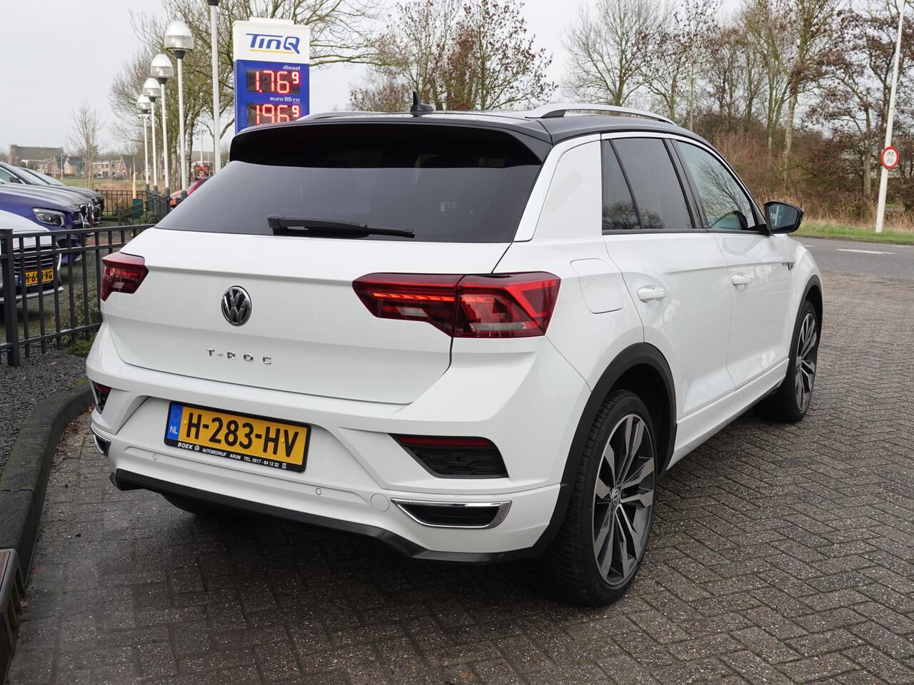 Volkswagen T-Roc 1.5 TSI Sport 150PK R-LINE AUTOM. | LED | NAVI | CAM + PDC V+A | ADAPT. CRUISE