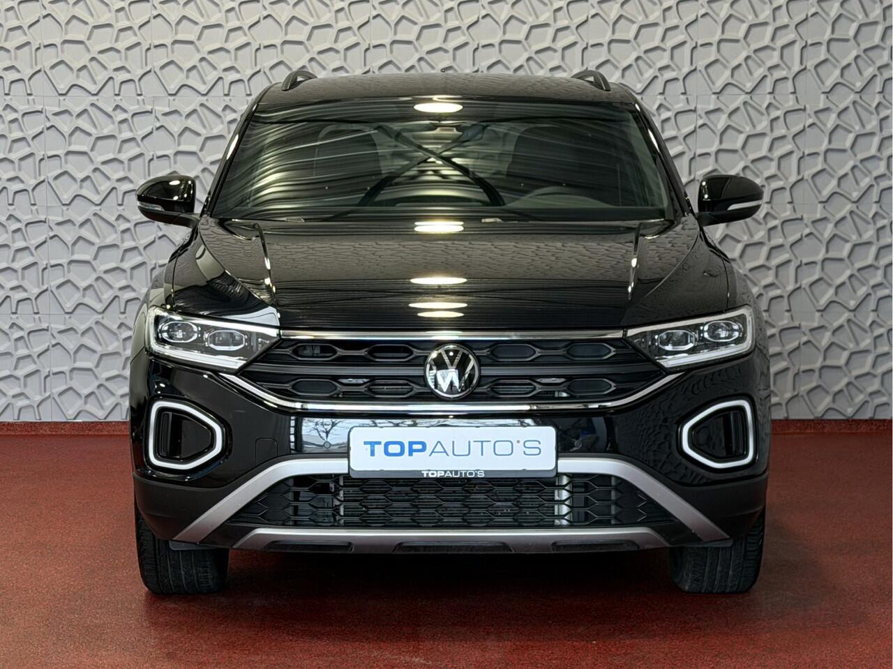 Volkswagen T-Roc 1.5 TSI 150PK EVO ADAP.CRUISE LED VIR.COCKPIT 18''LMV STOEL/.VERW. CAMERA TREKHAAK LMV 03.2025 HALF LEDER DODE.HOEK.DET ?Top Auto's Wijchen , 30 Jaar Specialist in Volkswagen : Alle Type's : R-Line Edition / Style / First Edition / Highline / Life , Zowe