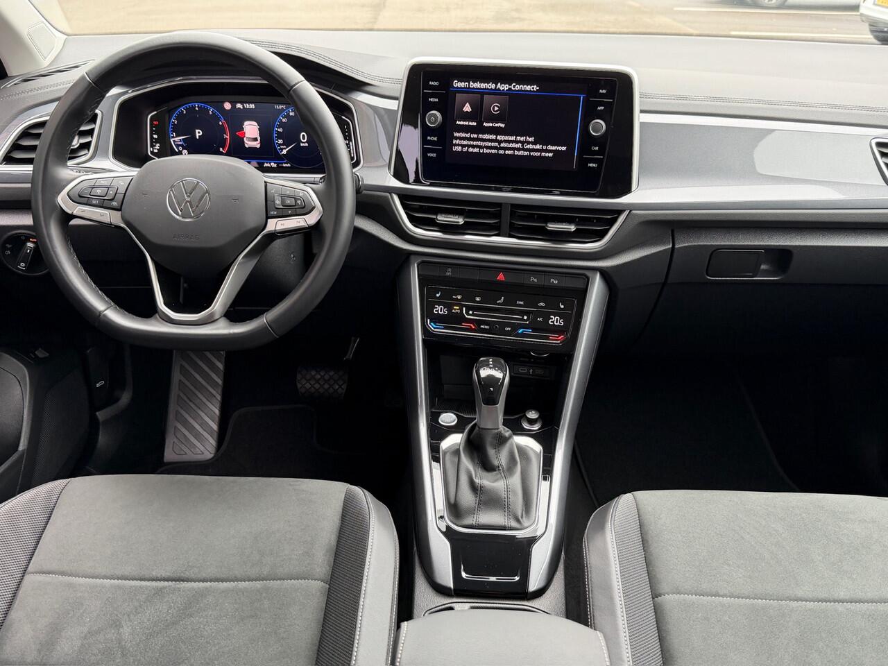 Volkswagen T-Roc 1.5 TSI 150pk DSG Style | Dode hoek | Camera | Keyless | Elek. Achterklep | Rijklaar incl. garantie