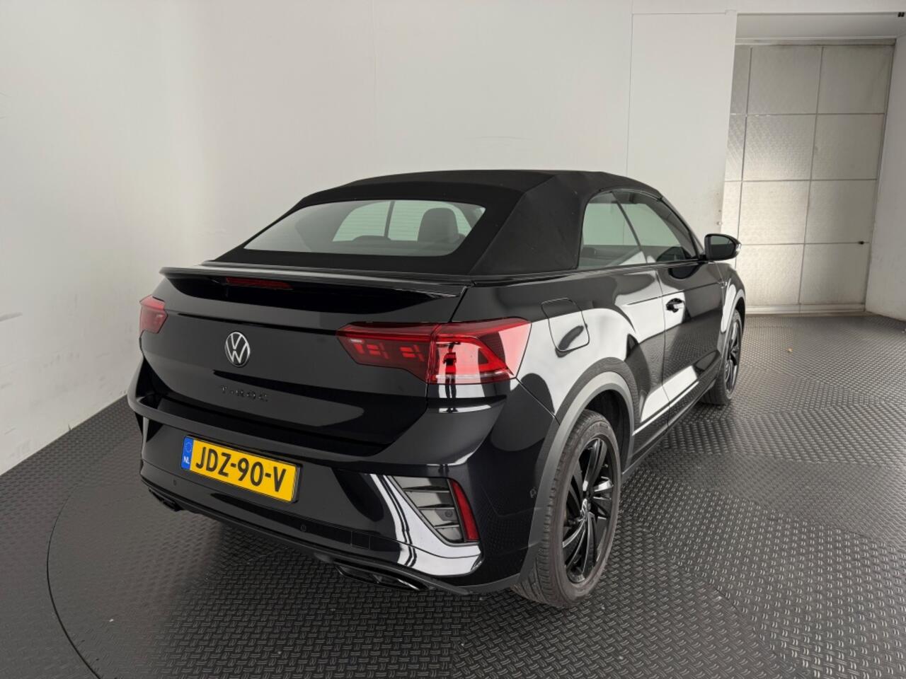 Volkswagen T-Roc 1.5 TSI R-Line Leer/navi/adap.cruise/winterset
