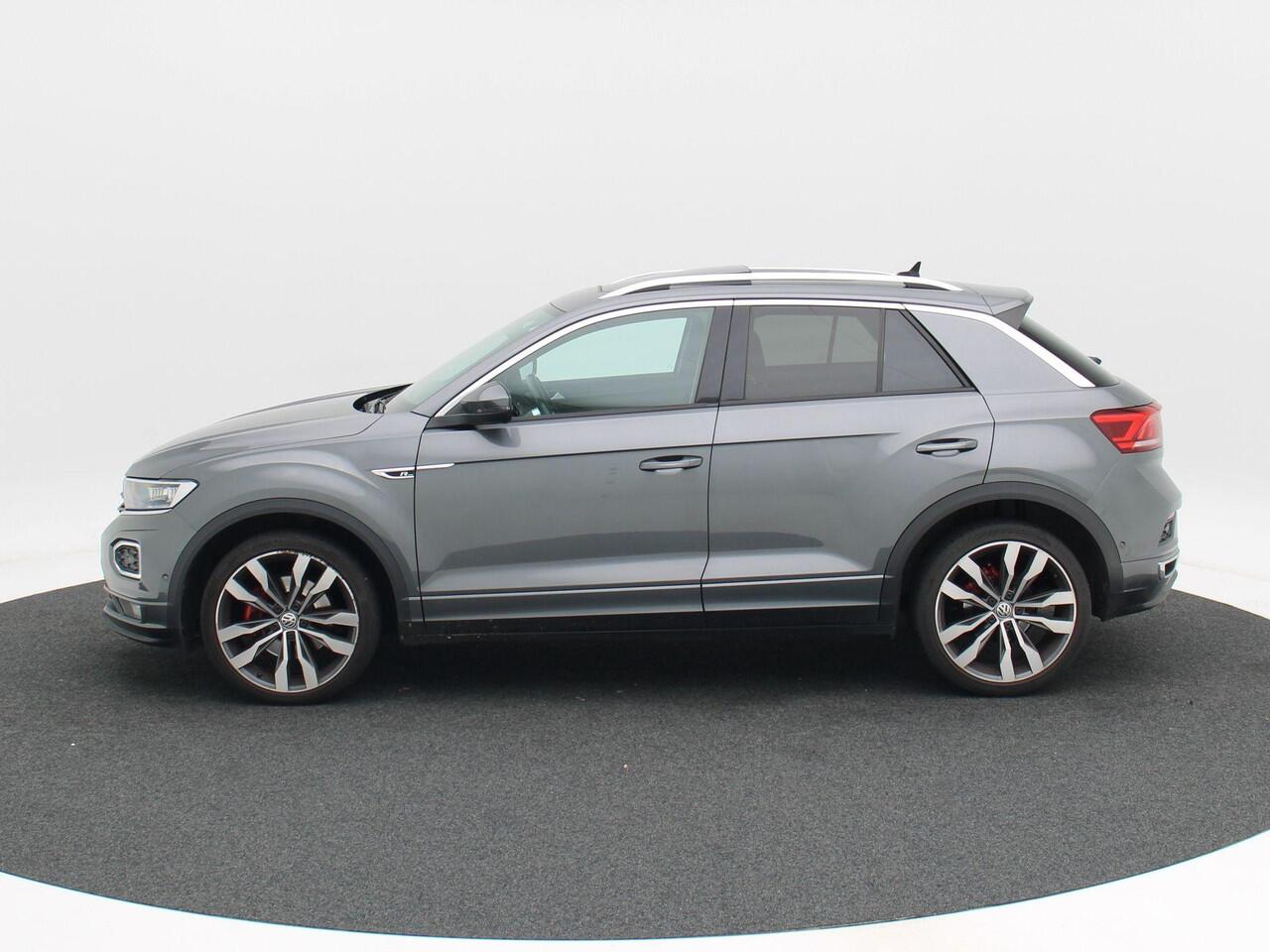 Volkswagen T-Roc 1.5 TSi 150 Pk Automaat Sport Business R-Line | Panoramadak | Adaptive Cruise | Climate Control | Stoelverwarming | Parkeersensoren | Bluetooth | Trekhaak | Navigatie | 19 Inch | 67.919 Km!!