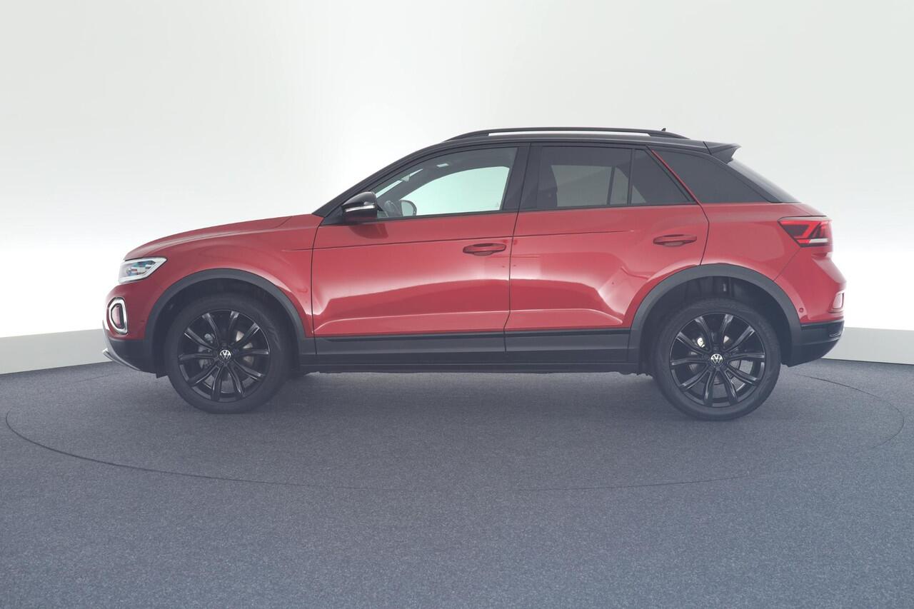 Volkswagen T-Roc 1.5 TSI 150pk DSG Style Navigatie Black Style Adaptive Cruise PDC