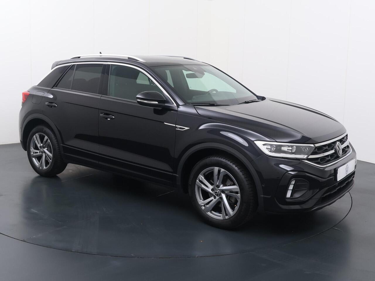 Volkswagen T-Roc 1.5 TSI R-Line | 150 PK | Automaat | Trekhaak | R-Line | Apple Carplay/Android Auto |