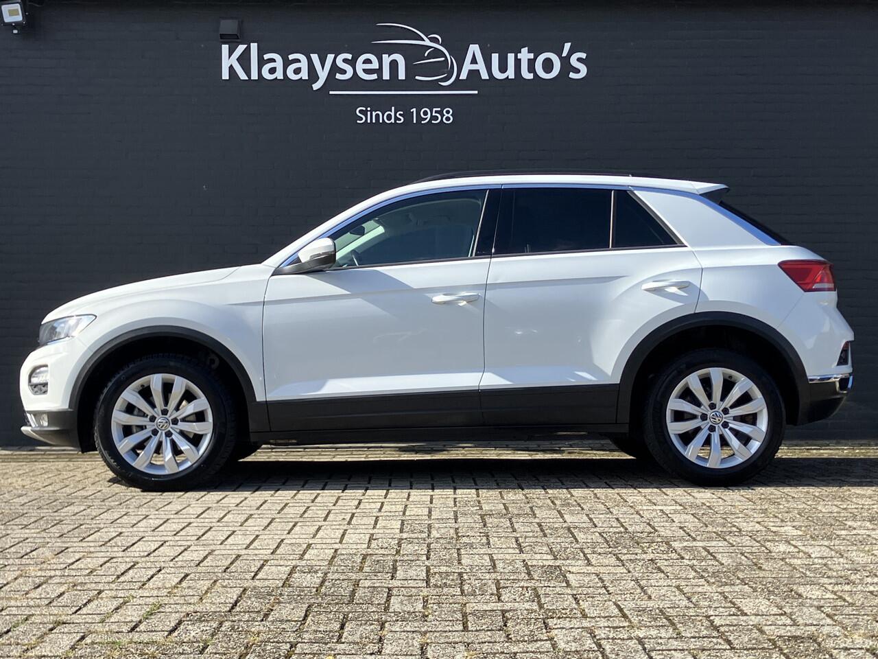 Volkswagen T-Roc 1.5 TSI Sport 150 pk AUT. | apple carplay | adaptieve cruise | parkeersensoren | climate control | BTW auto