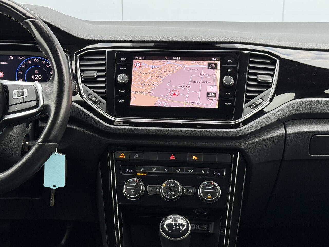 Volkswagen T-Roc 1.5 TSI Sport Business R Navigatie/Camera.