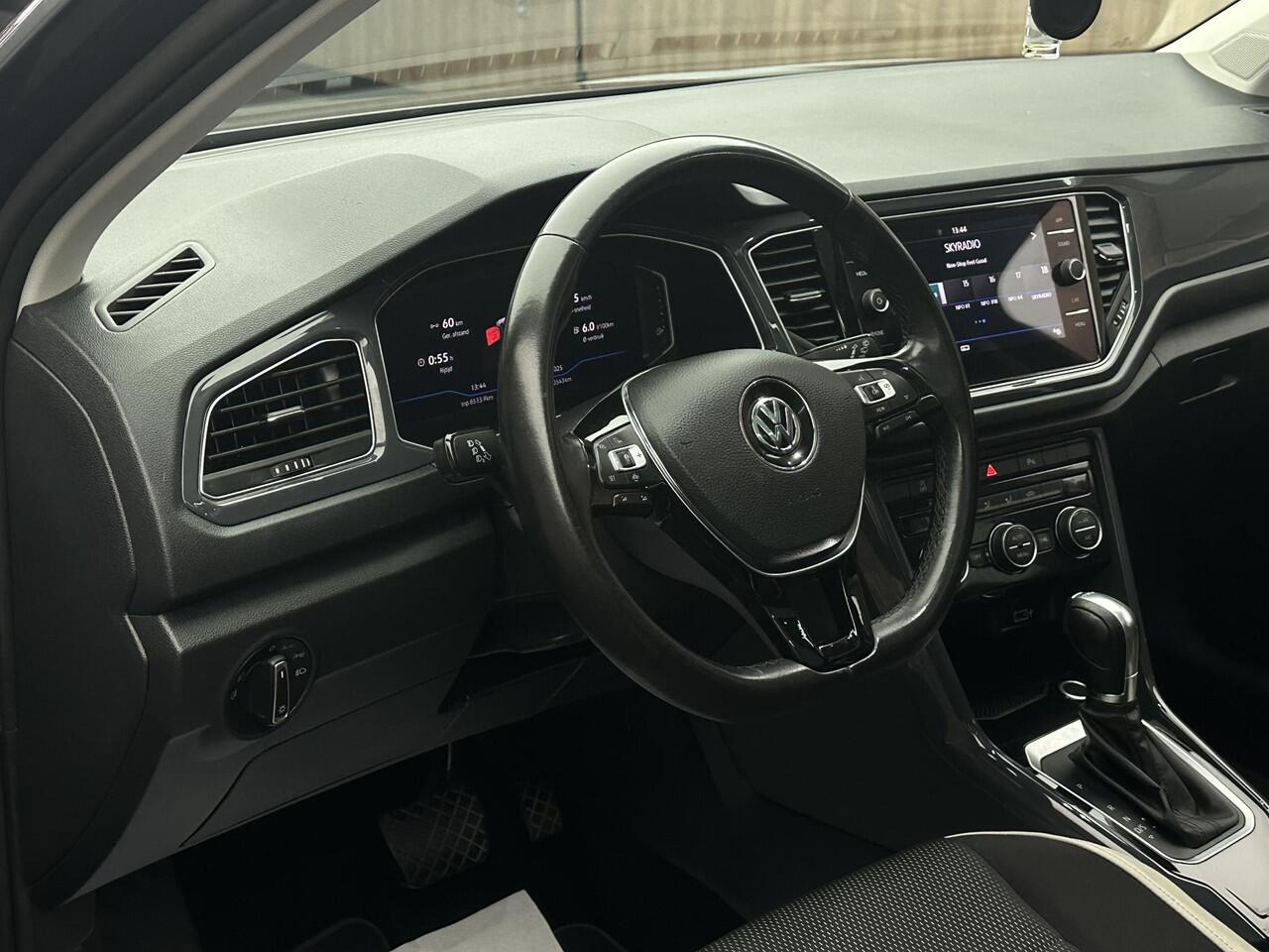 Volkswagen T-Roc 1.5 TSI Sport Panorama Virtual Camera DSG