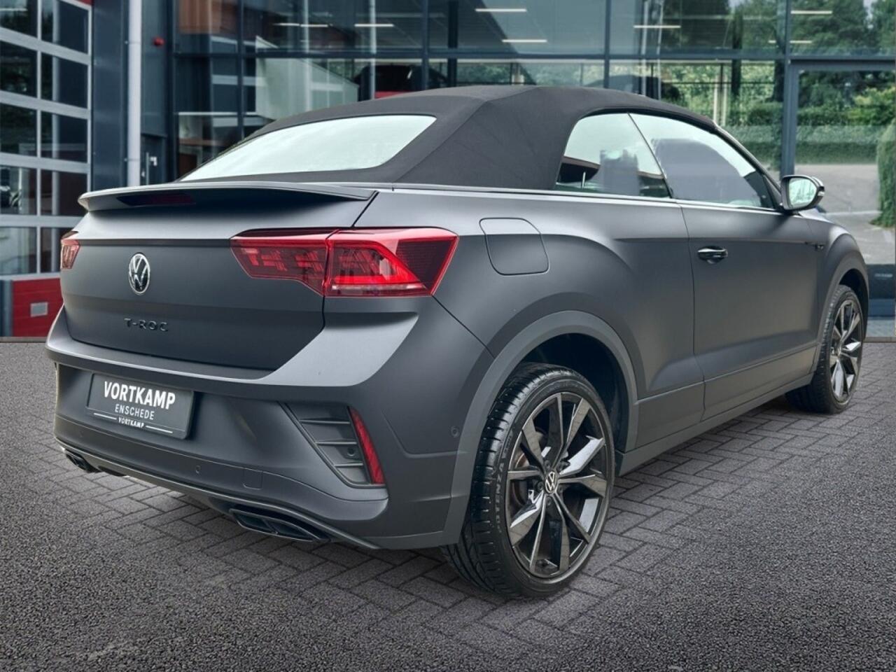 Volkswagen T-Roc 1.5 TSI DSG R-LINE LEDER/CAMERA/NAVI/CARPLAY/ACC/STOELVERW