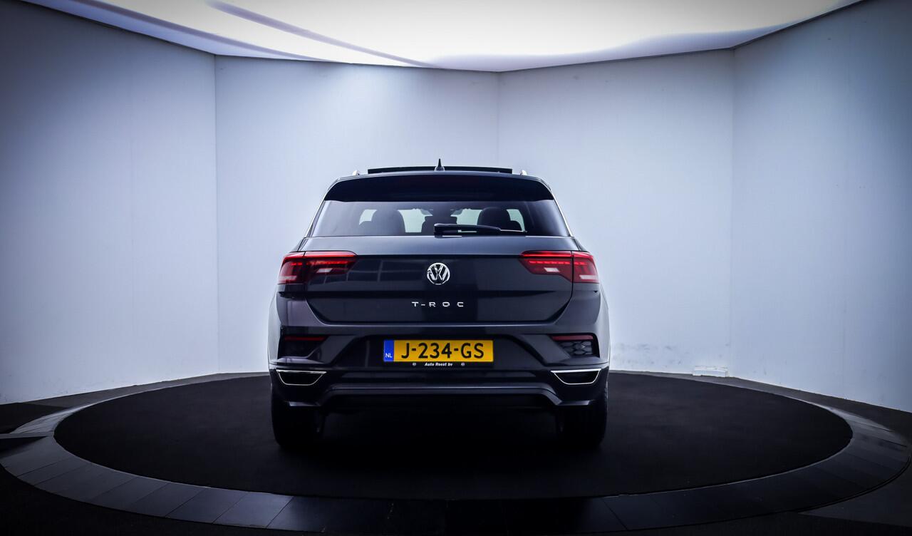 Volkswagen T-Roc 1.5TSI DSG R-LINE Sport PANO | VIRTUAL | CARPLAY | STOELVERW | ACC | DAB | KEYLESS | NAVI | LMV 18''
