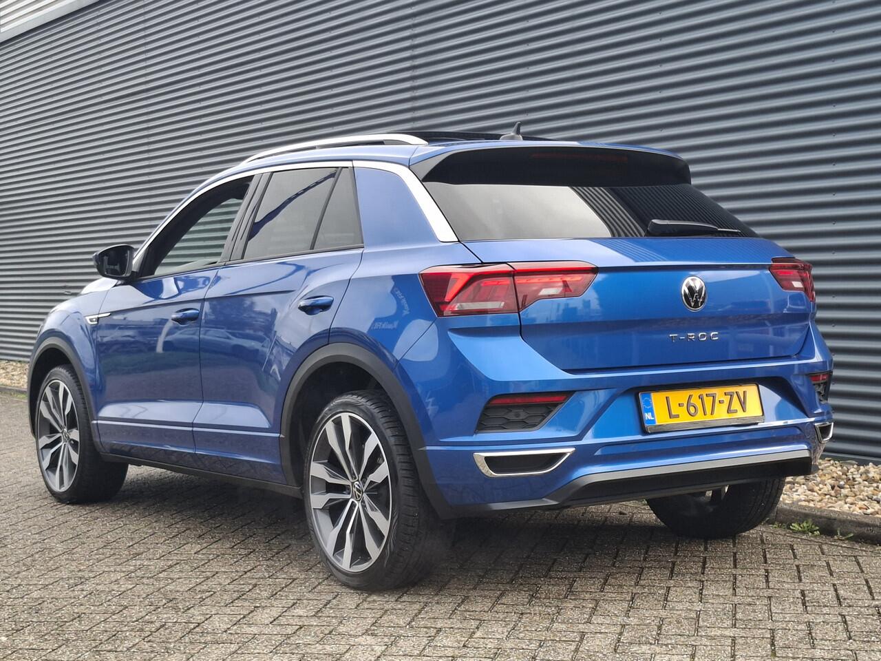 Volkswagen T-Roc 1.5 TSI Sport Business R | Automaat | Panoramisch Schuifdak | Navigatie | Stoel en Stuurverwarming | 19 Inch Velgen |