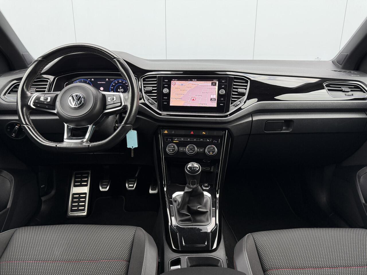 Volkswagen T-Roc 1.5 TSI Sport Business R Navigatie/Camera.