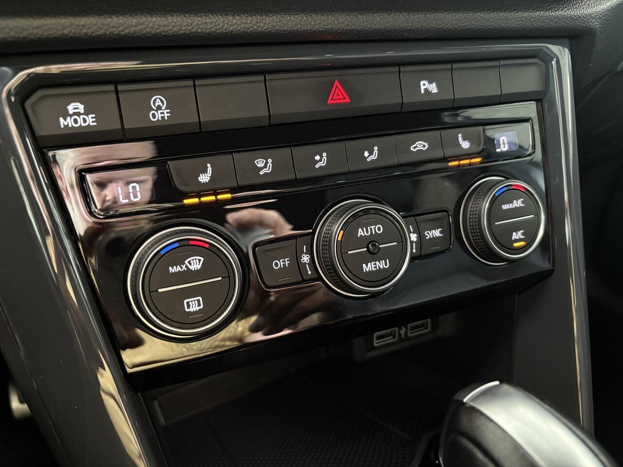 Volkswagen T-Roc 1.5 TSi 150PK DSG Sport Bns R-Line AFN.TREKHAAK/19INCH/CAMERA/NAVI/VIRTUAL/CARPLAY/PDC