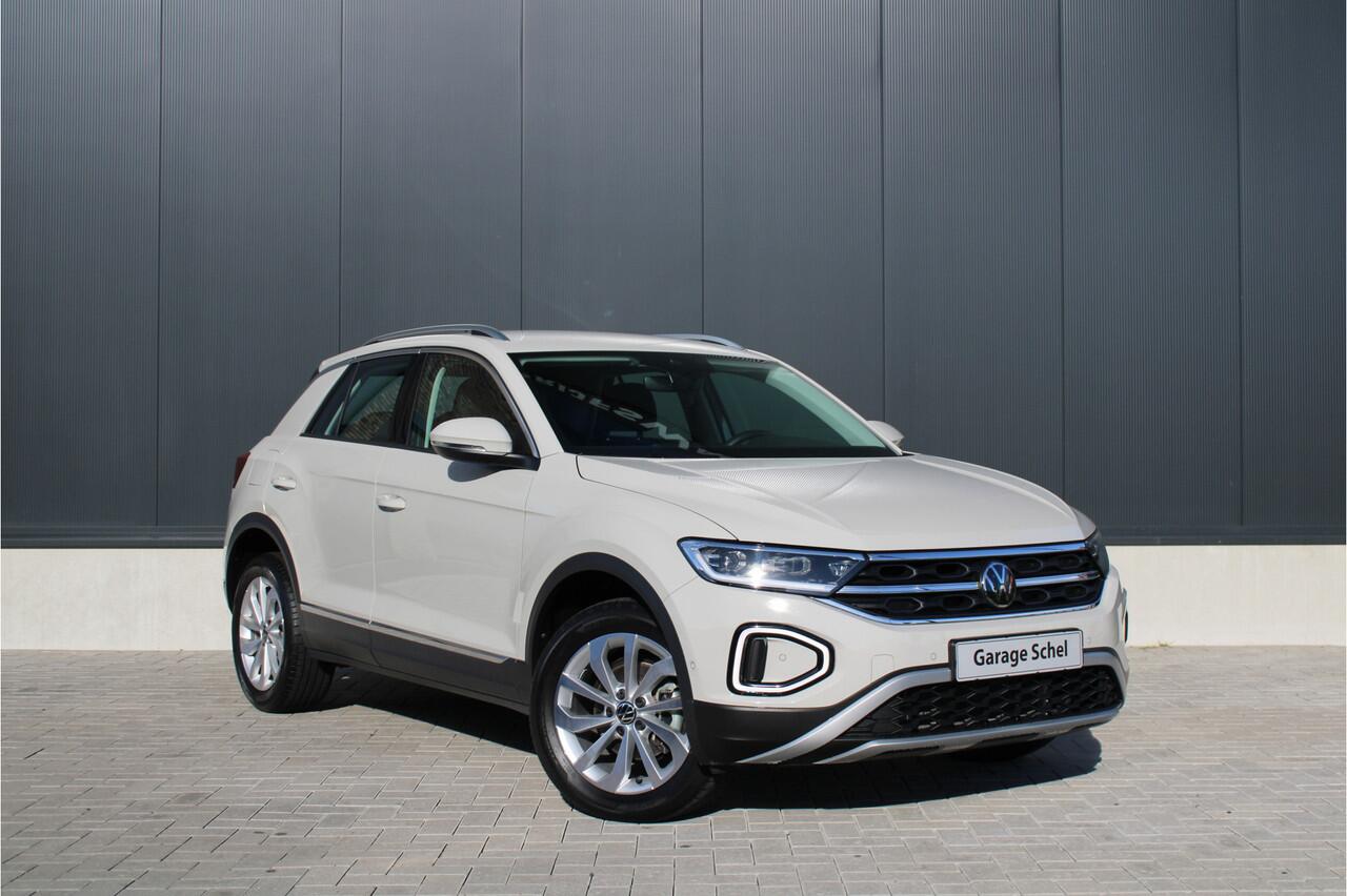 Volkswagen T-Roc 1.5 TSI Style 150pk - ACC - Carplay - Camera - DAB - Verwarmd stuurwiel - Rijklaar