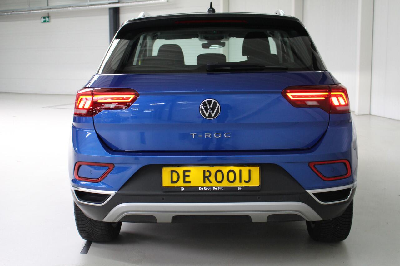 Volkswagen T-Roc 1.0 TSI Style Navigatie | Climate Control | Stoel en stuurverwarming | Standkachel | Parkassist