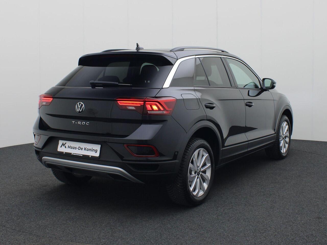 Volkswagen T-Roc 1.5TSI/150PK Life DSG · Navigatie · Apple/Android · Camera + Parkeersensoren · Garantie tot februari 2027