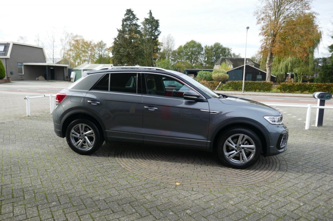Volkswagen T-Roc 1.5 TSI R-LINE EDITION 360 CAMERA / STOELVERWARMING / TREKHAAK